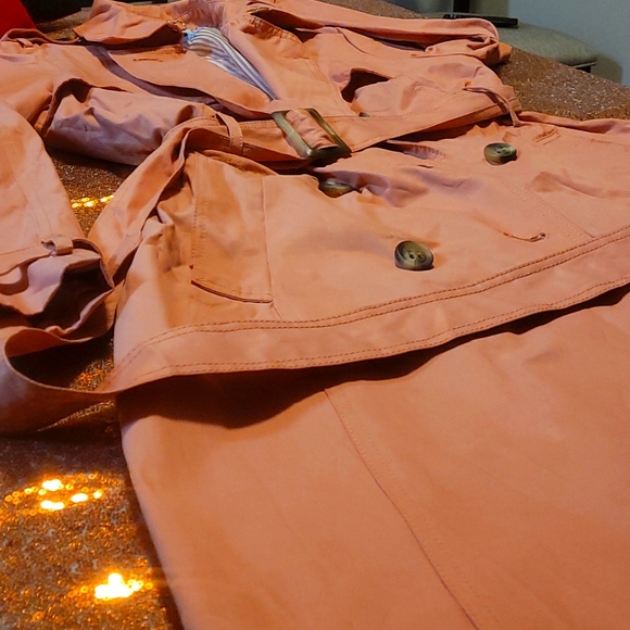 Antonio Melani Trench Coat, Size Large, Salmon - Picture 3 of 5